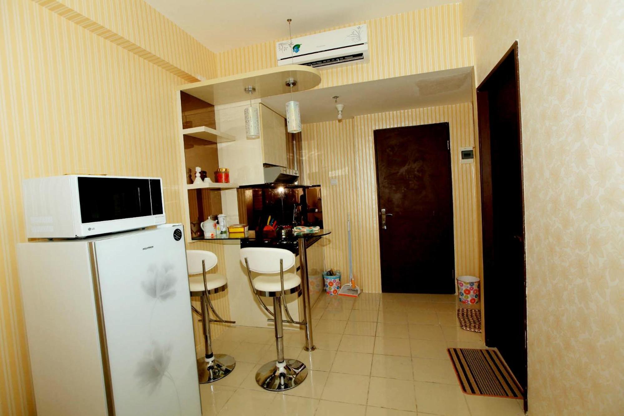 Sewa Harian Apartemen Puri Park View Giacarta Esterno foto